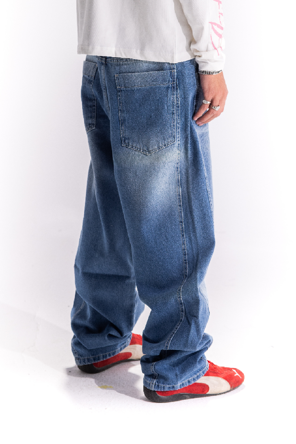 BLUE JEANS