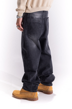 BLACK JEANS