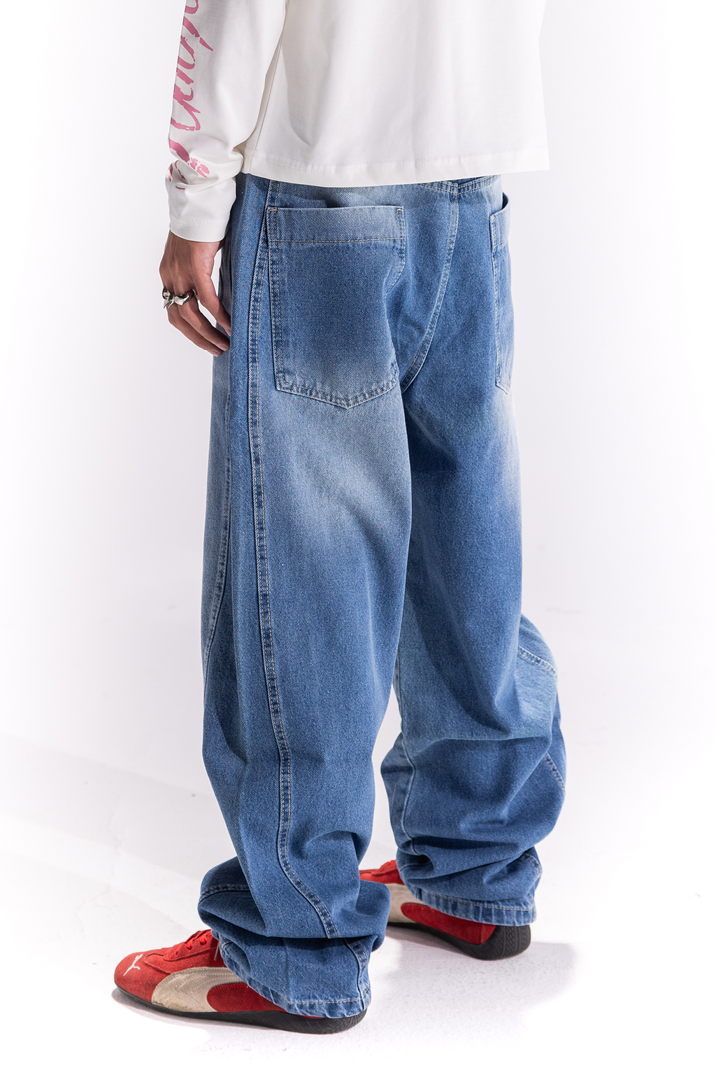 BLUE JEANS