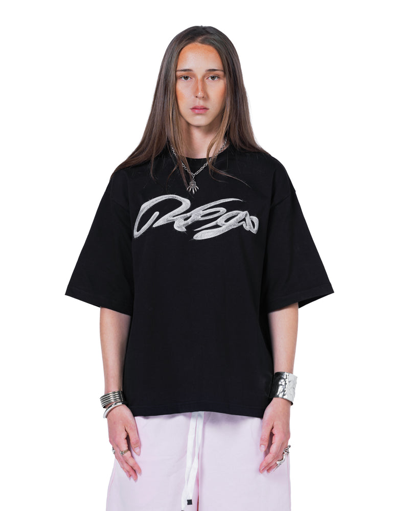 BLACK SIGNATURE TEE