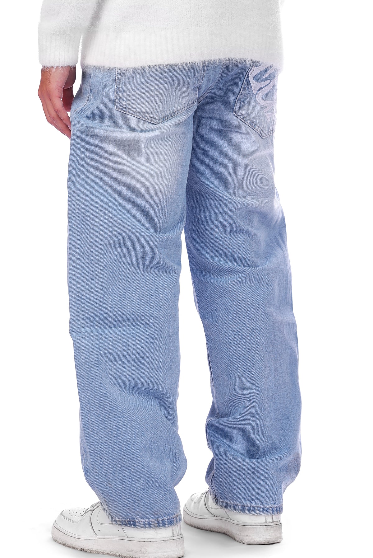 BLUE BACKPOCKET JEANS