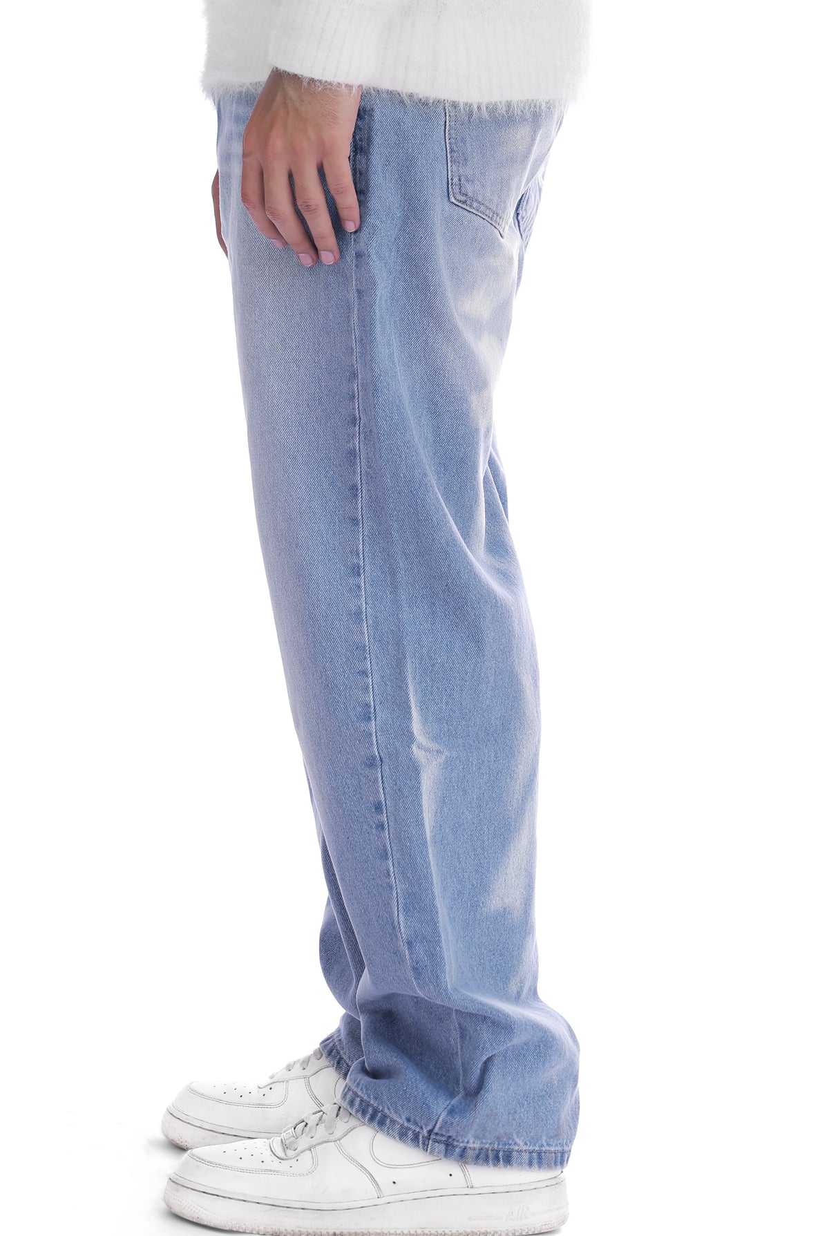 BLUE BACKPOCKET JEANS