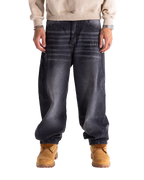 BLACK JEANS